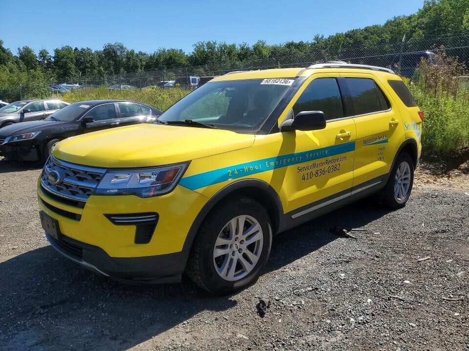 2018 FORD Explorer