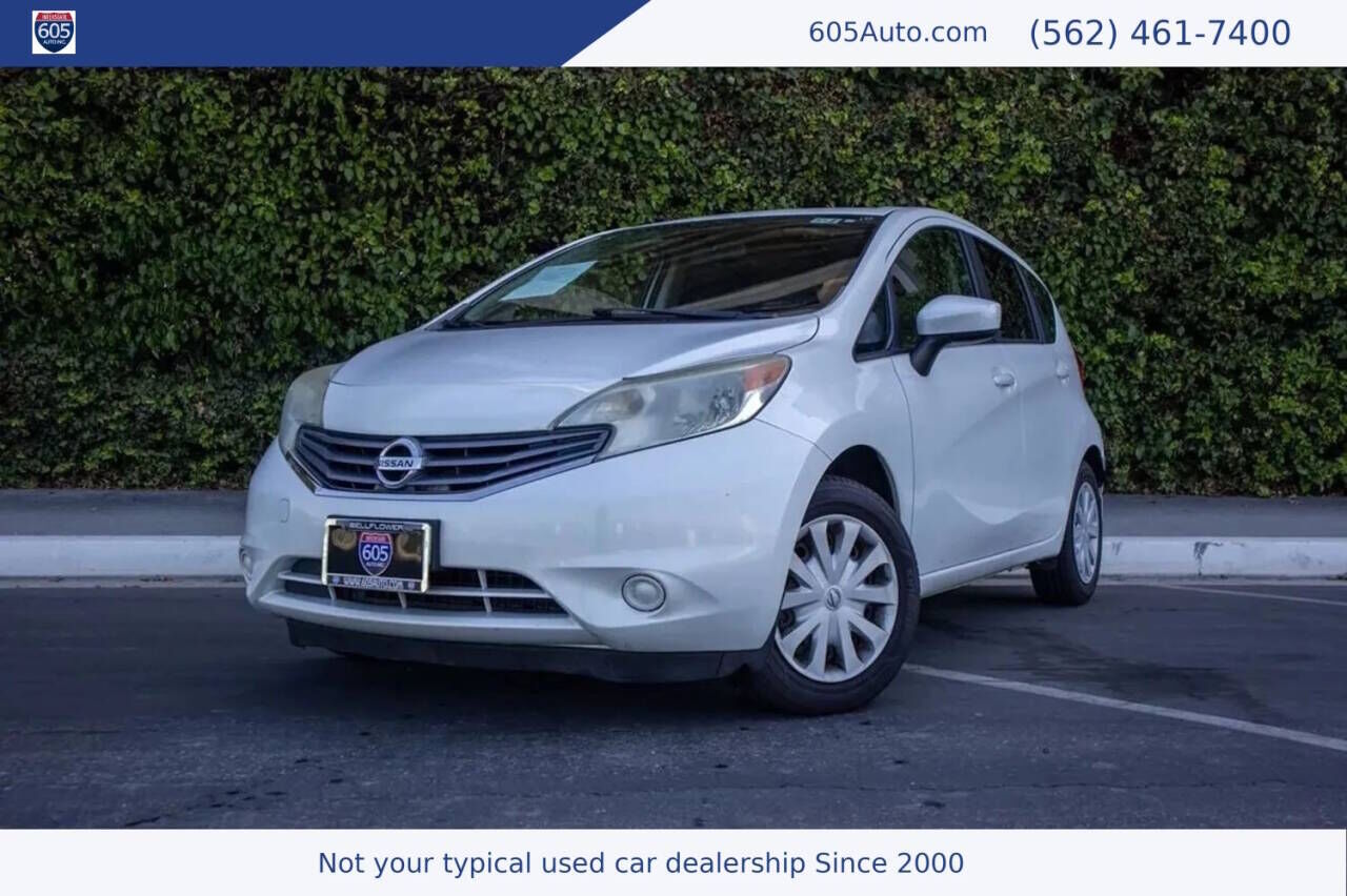 2015 NISSAN Versa