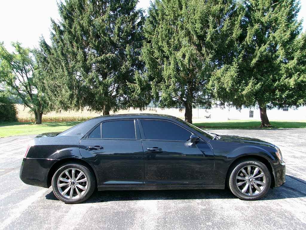 2014 CHRYSLER 300
