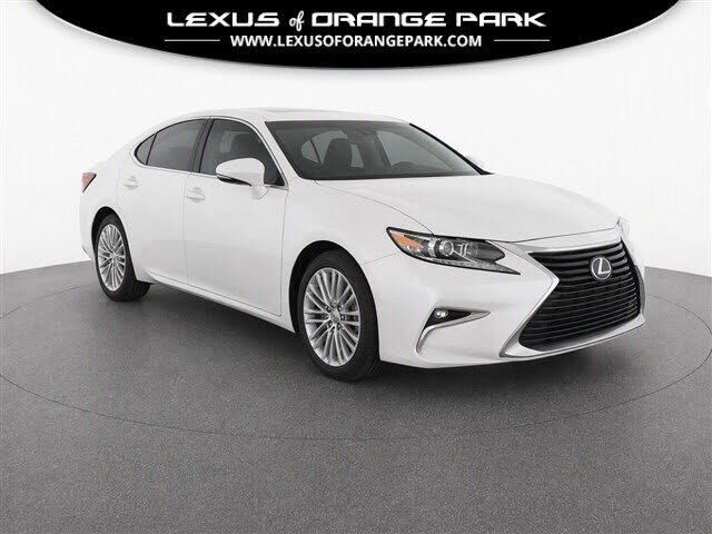 2017 LEXUS ES