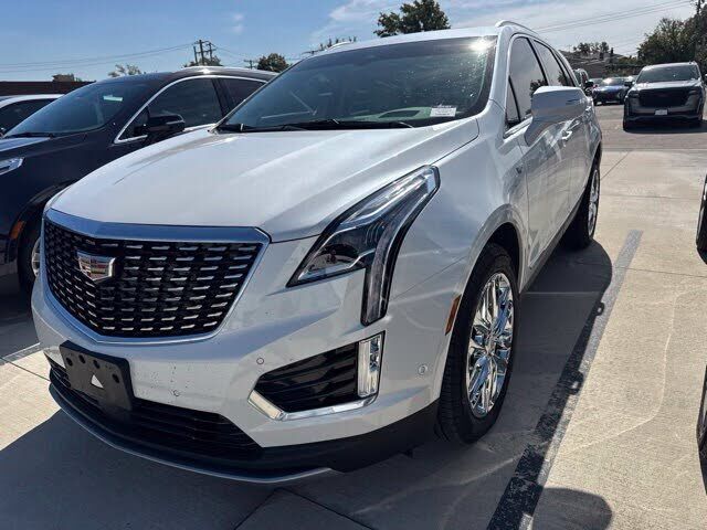 2025 CADILLAC XT5