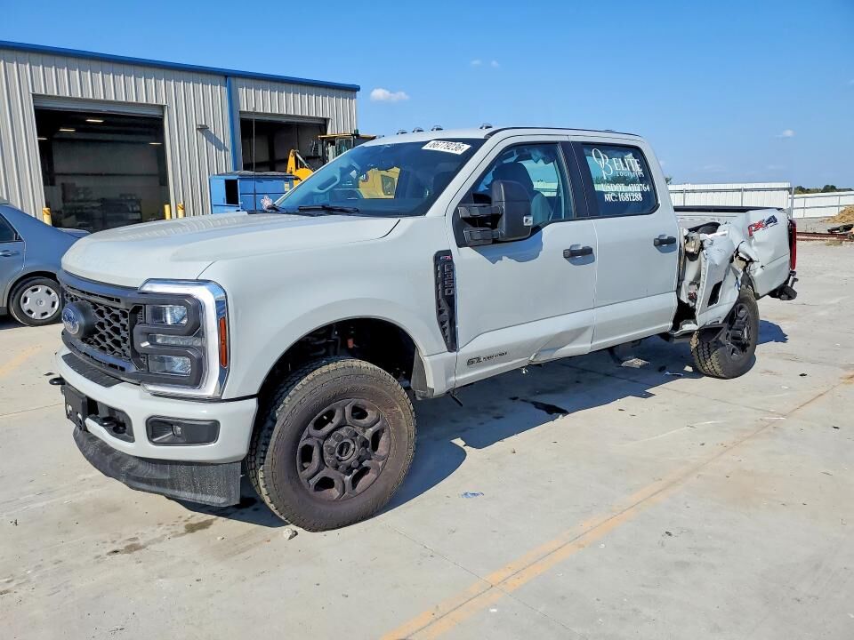 2026 FORD F-350