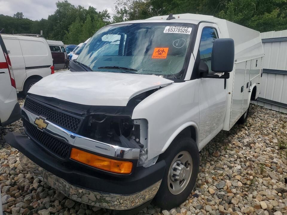 2023 CHEVROLET Express