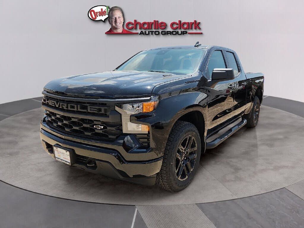 2025 CHEVROLET Silverado