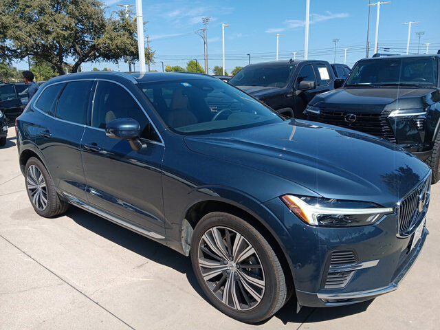 2023 VOLVO XC60