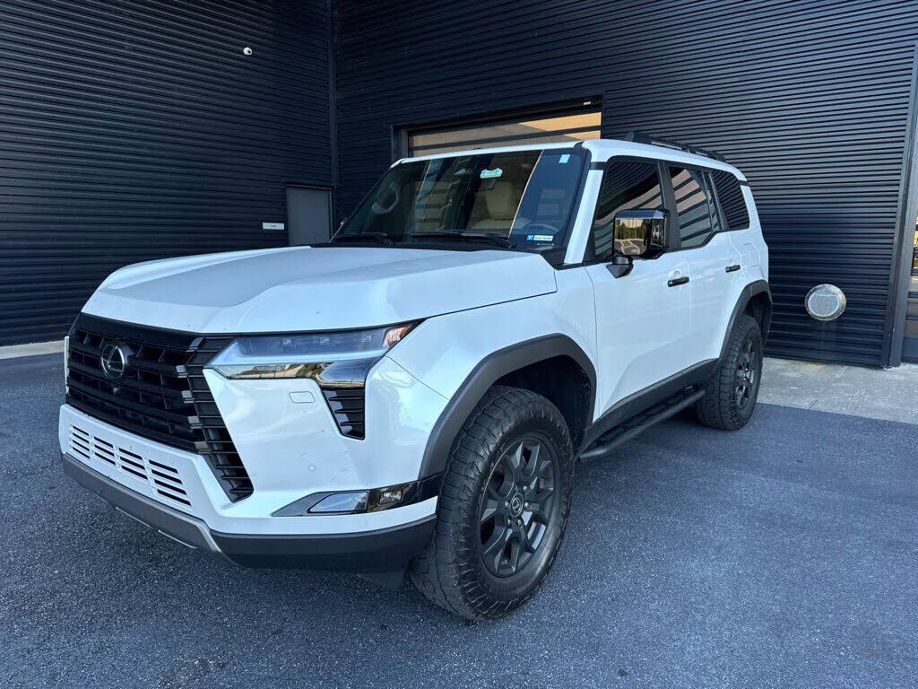 2024 LEXUS GX