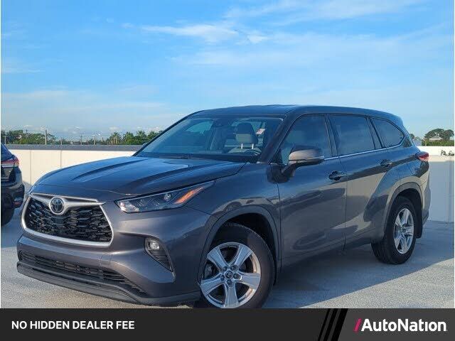 2022 TOYOTA Highlander