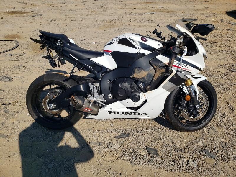 2026 HONDA CB