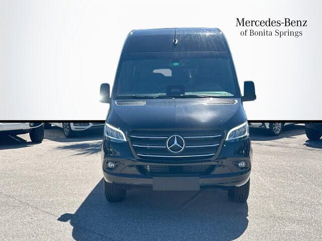 2025 Mercedes-Benz Sprinter