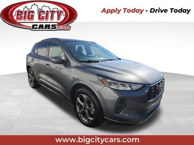 2024 FORD Escape