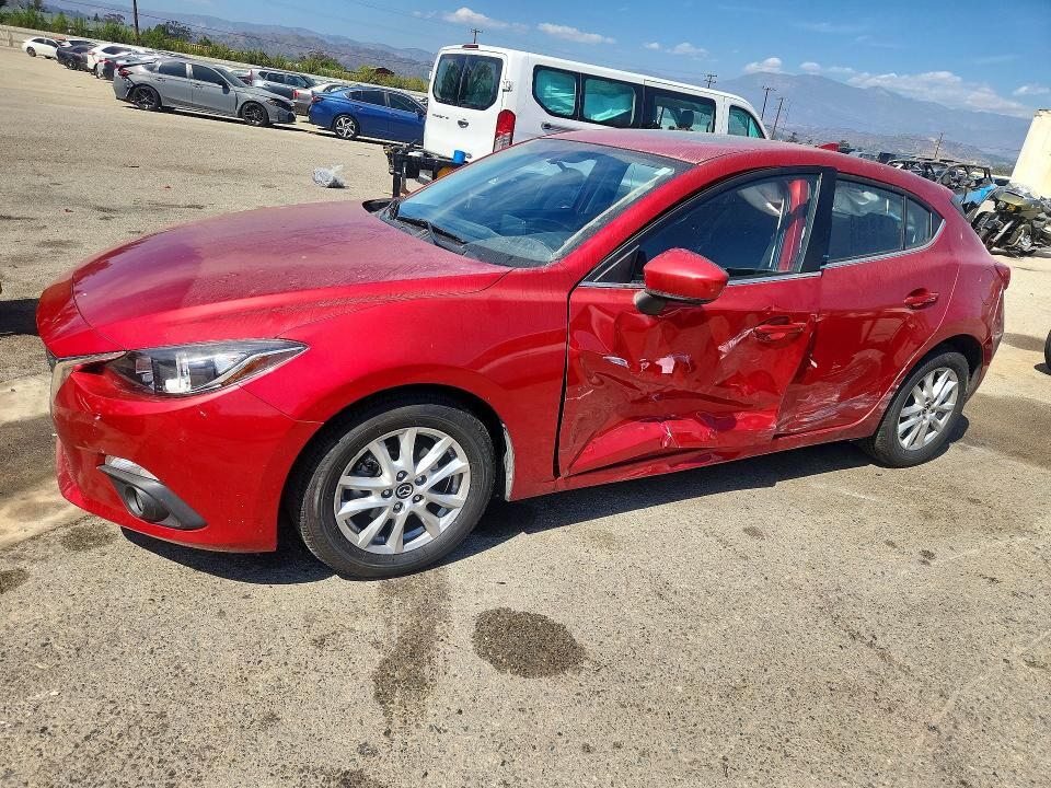 2015 MAZDA Mazda3