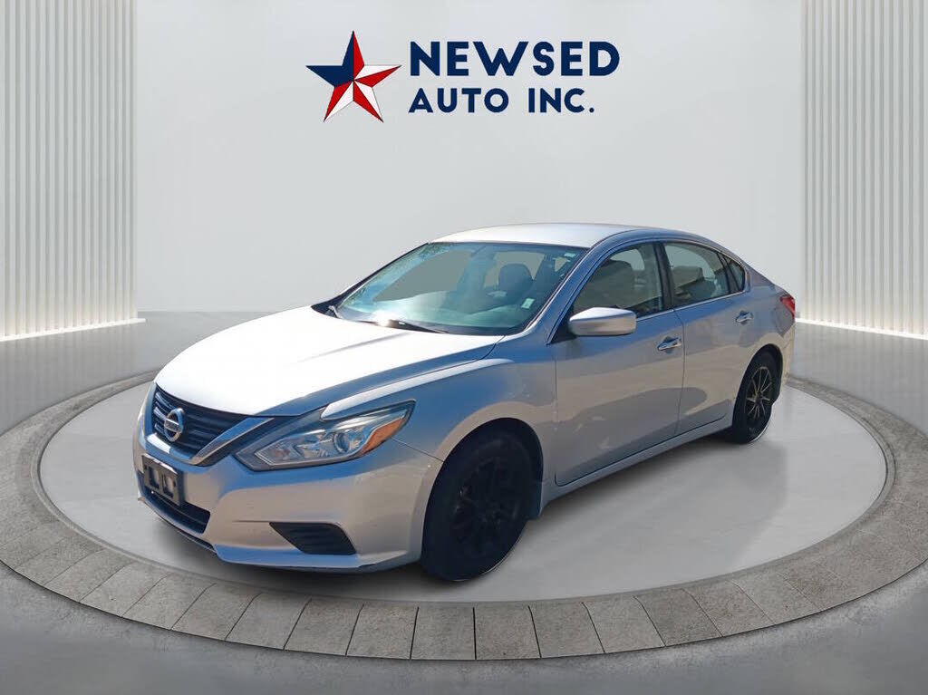 2017 NISSAN Altima