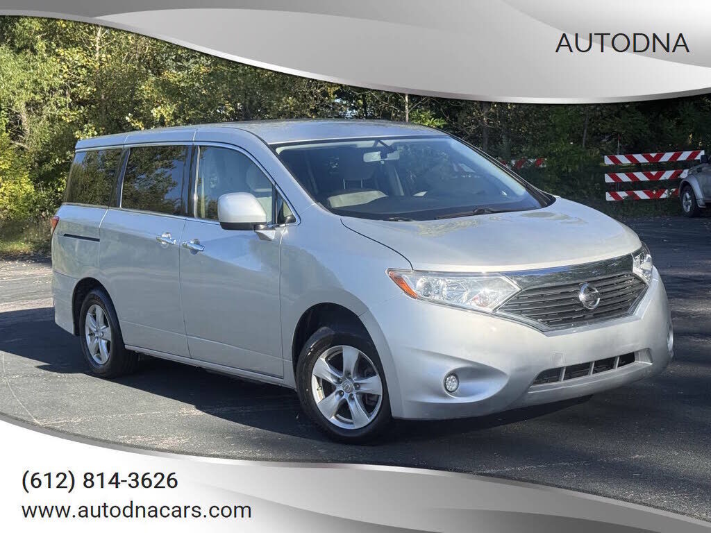 2014 NISSAN Quest