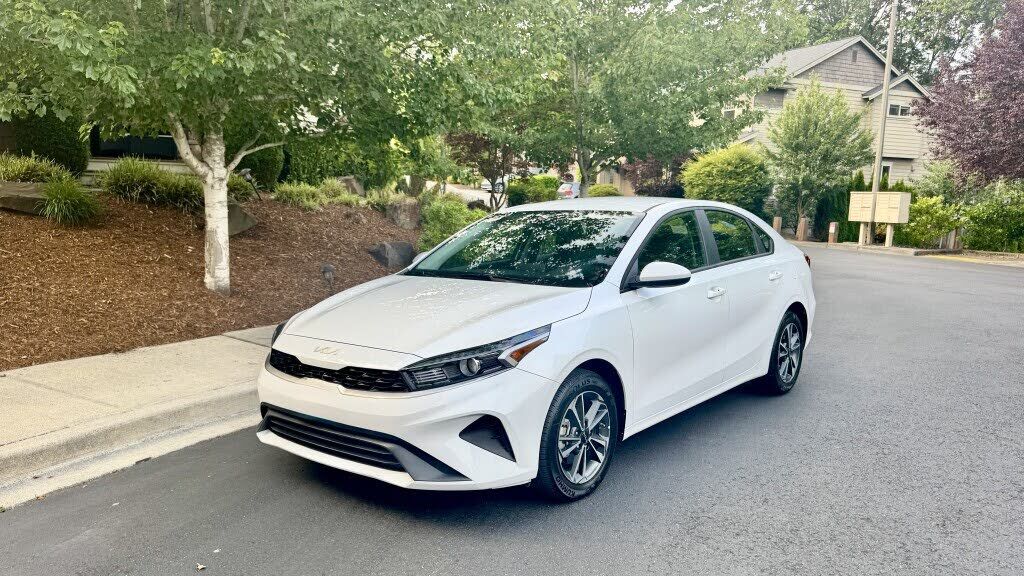 2024 KIA Forte