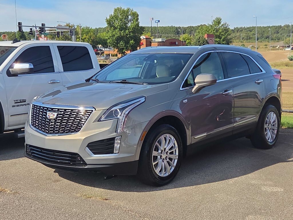 2017 CADILLAC XT5