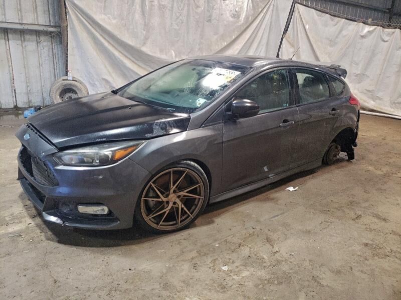 2015 FORD Focus