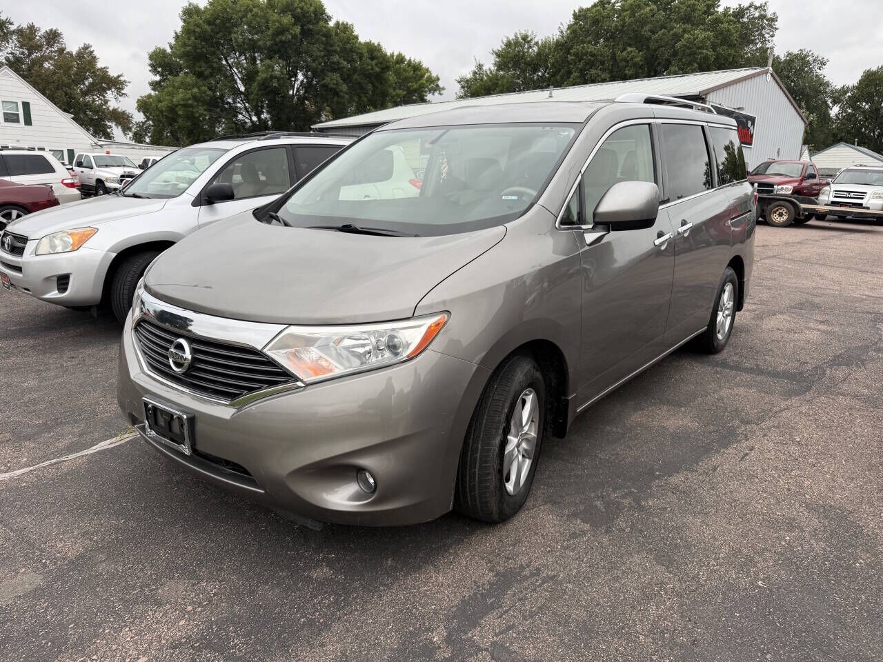 2013 NISSAN Quest