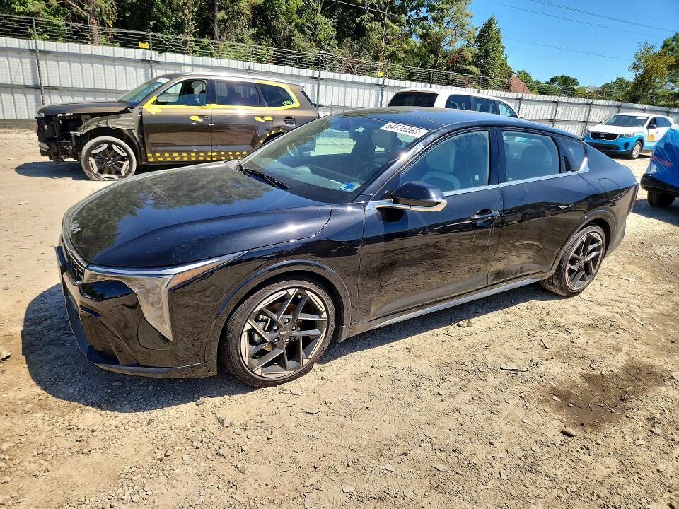 2025 KIA K4
