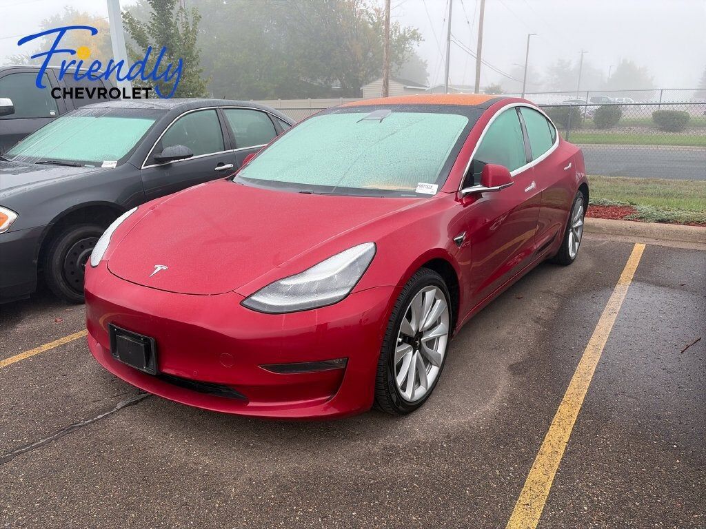 2018 TESLA Model 3