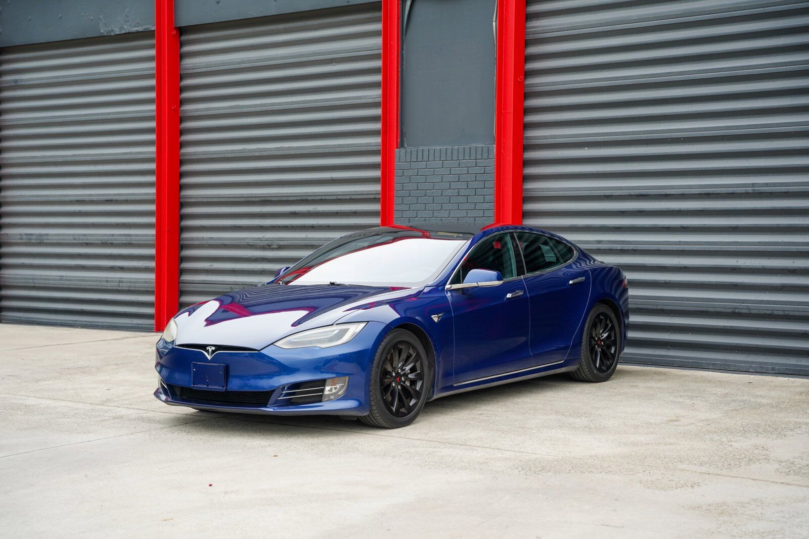 2019 TESLA Model S
