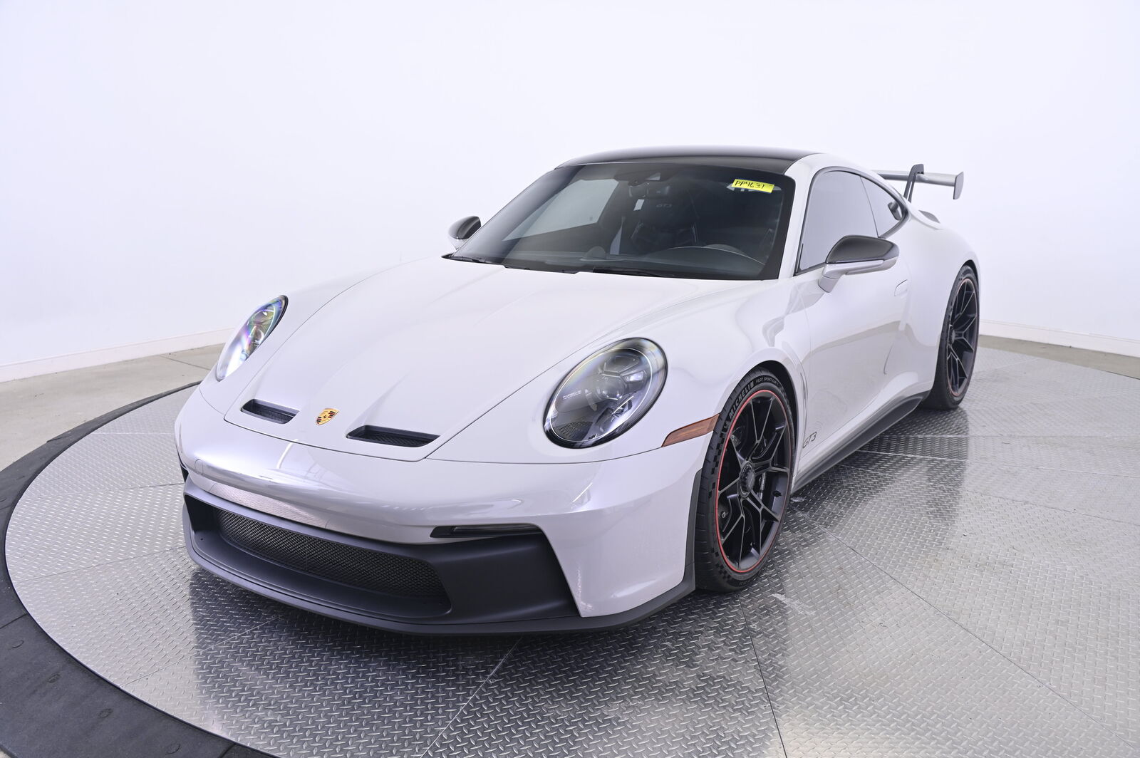 2024 PORSCHE 911
