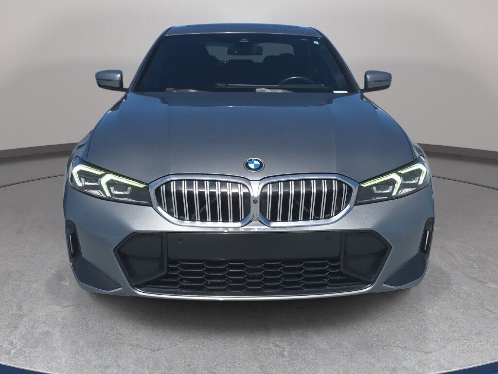 2023 BMW 330i
