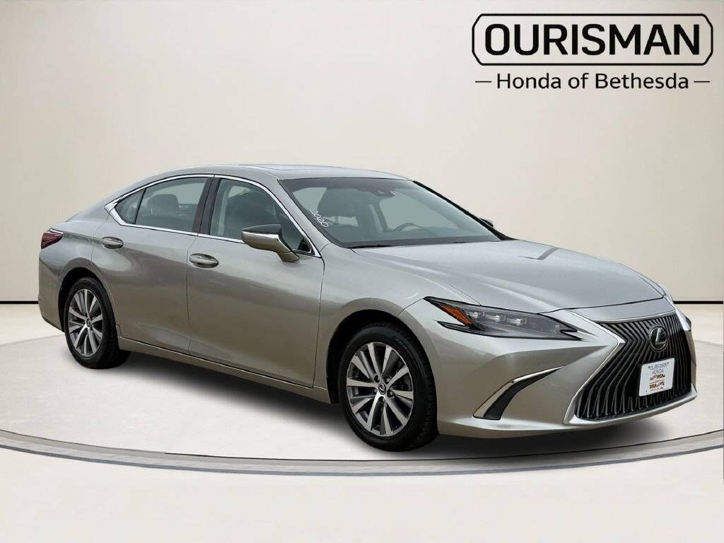 2020 LEXUS ES