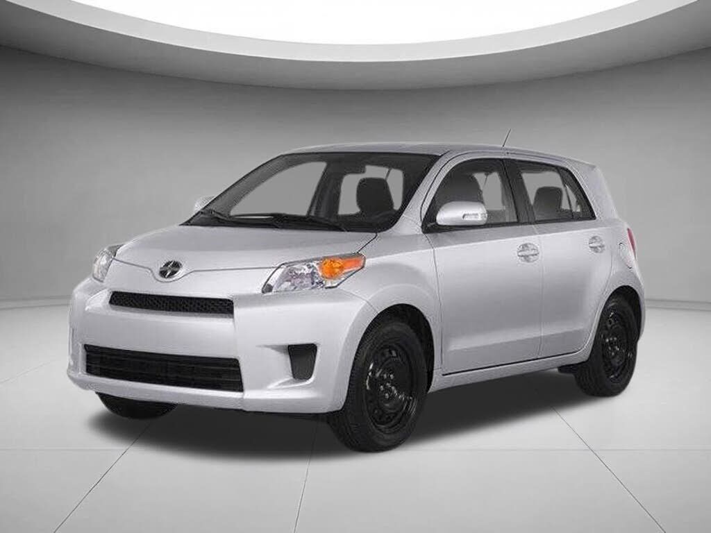 2013 TOYOTA SCION