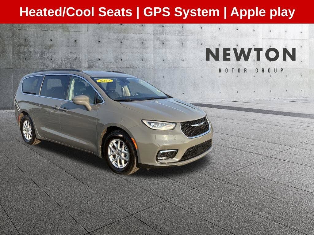 2022 CHRYSLER Pacifica
