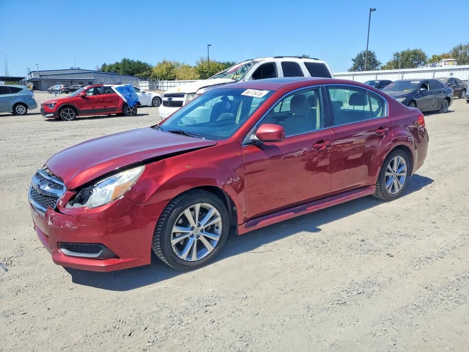2013 SUBARU Legacy