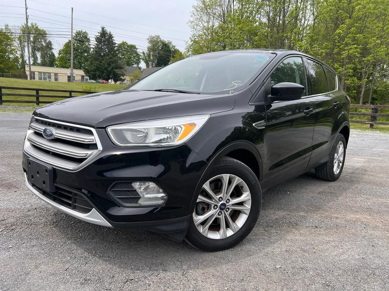 2017 FORD Escape