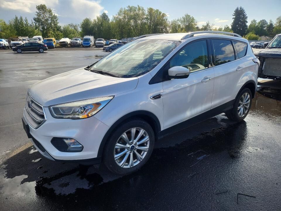 2017 FORD Escape