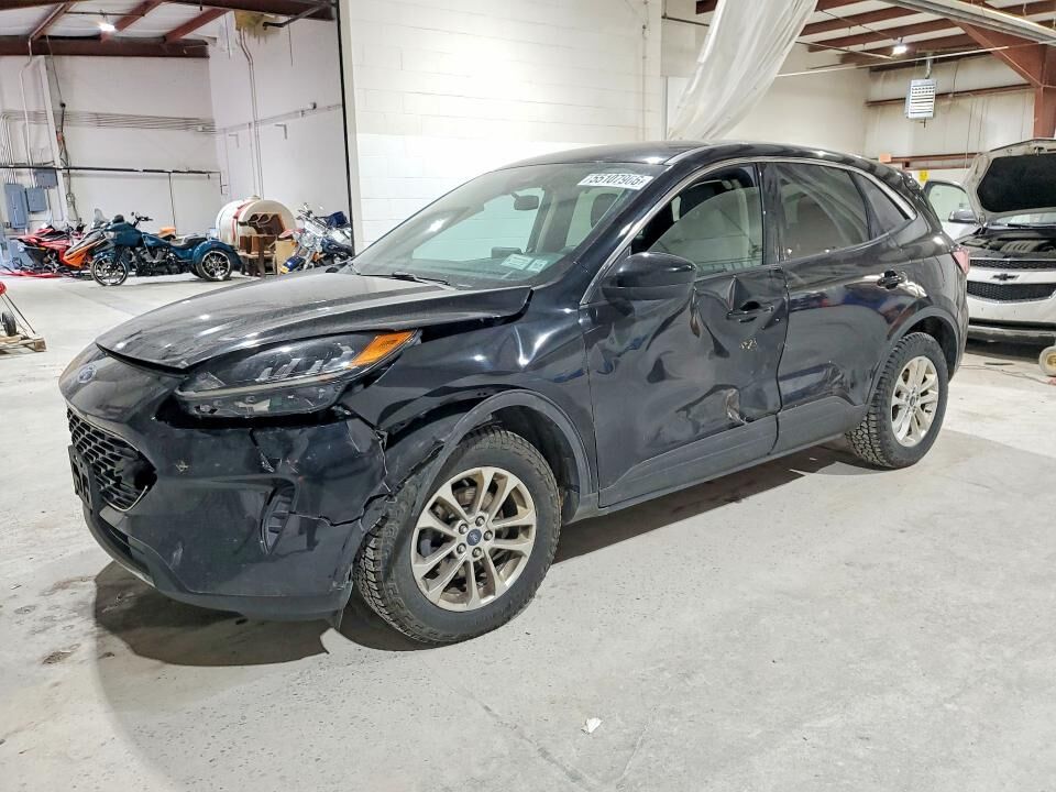 2020 FORD Escape