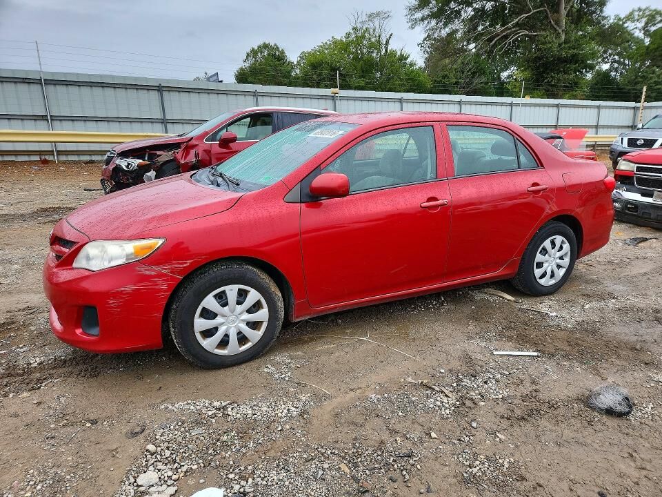 2013 TOYOTA Corolla