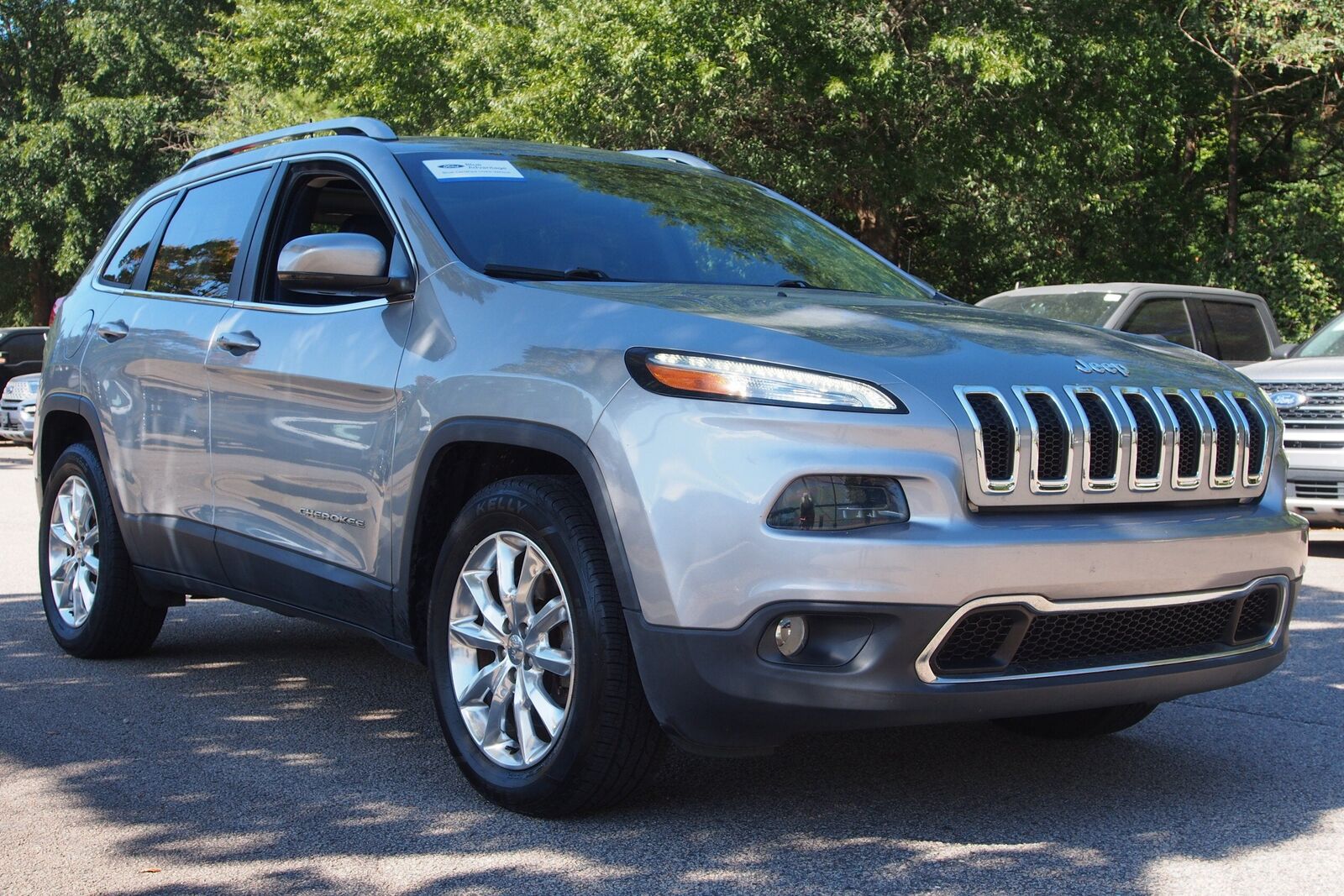 2017 JEEP Cherokee