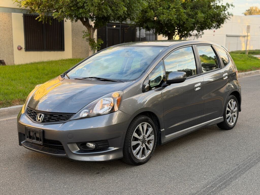 2013 HONDA Fit