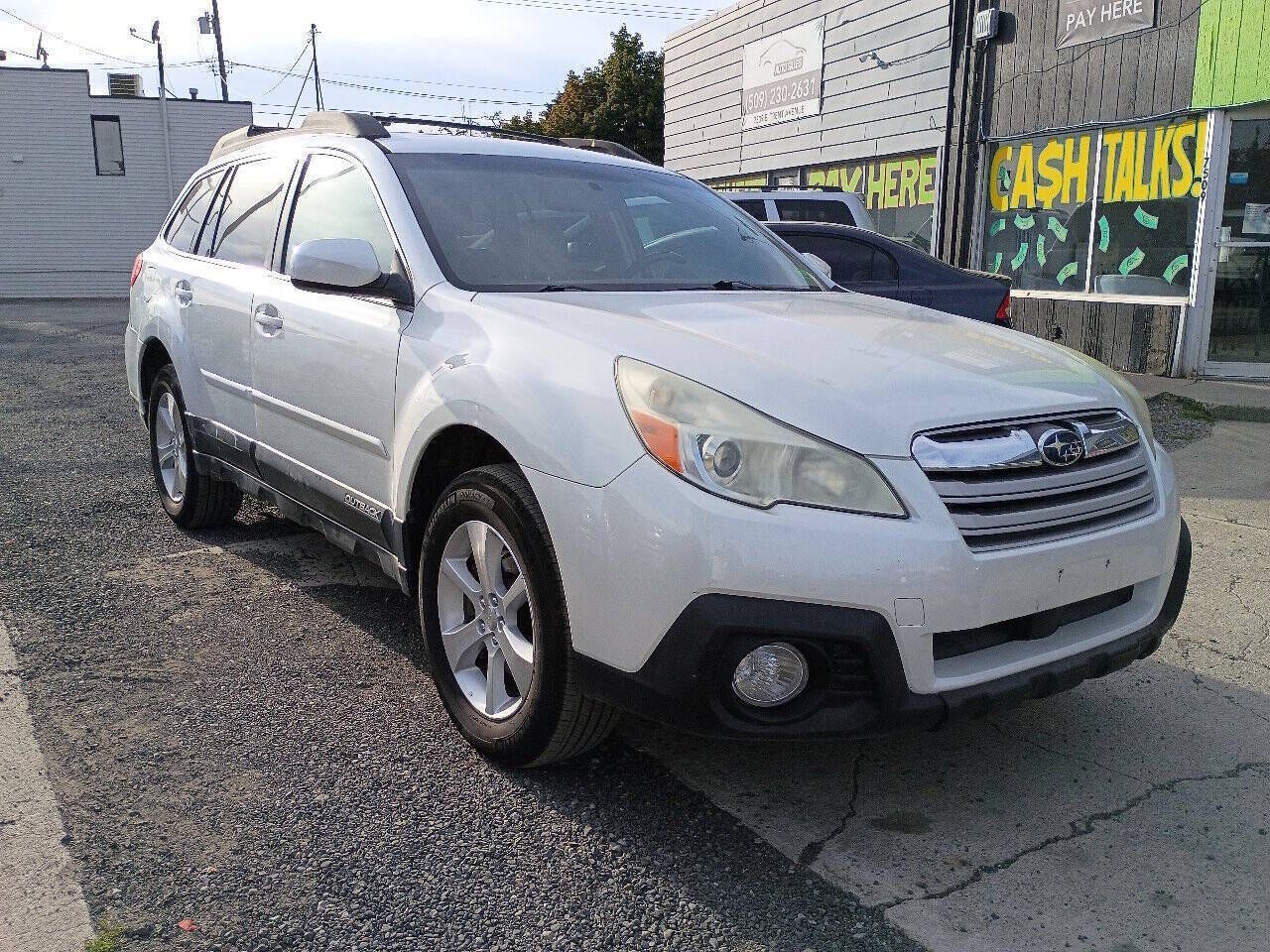 2013 SUBARU Outback