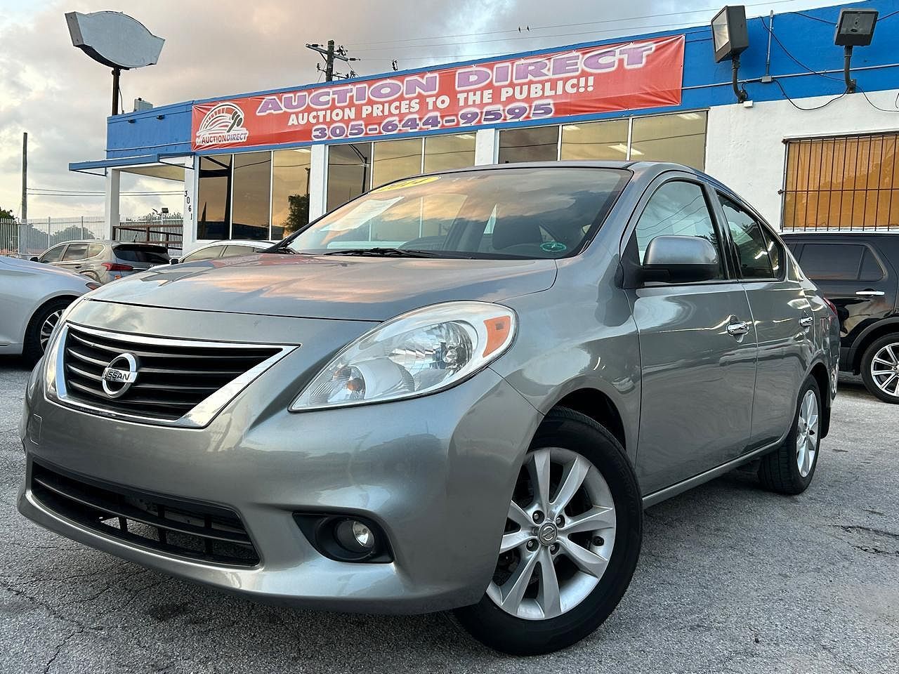 2014 NISSAN Versa