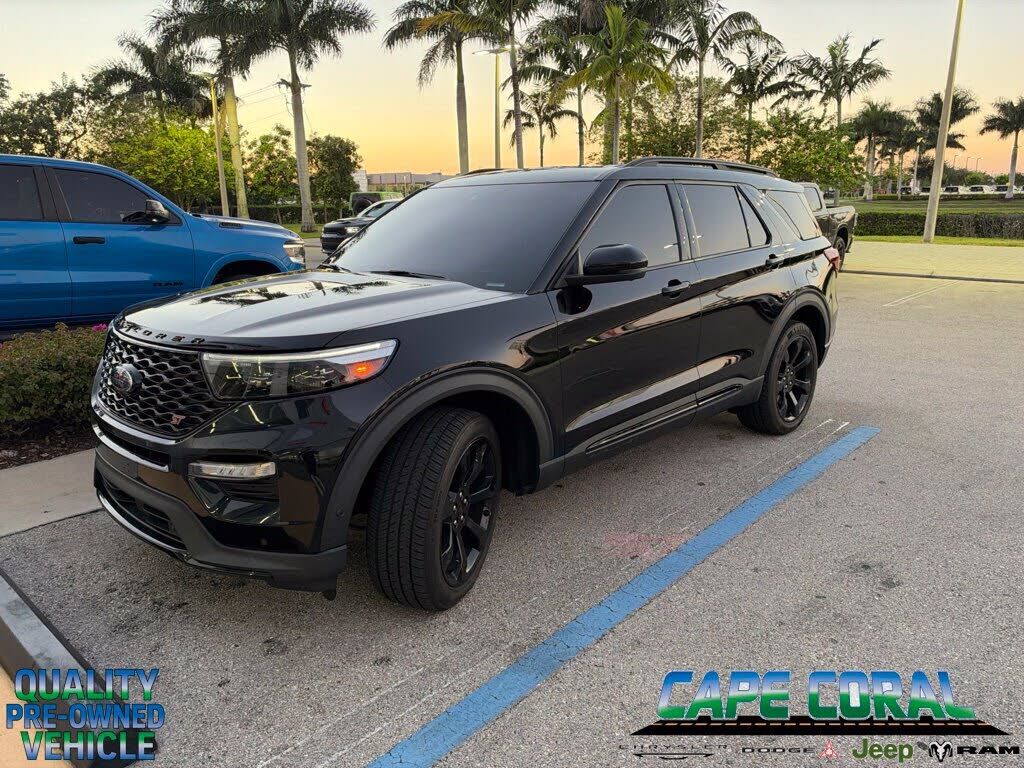 2022 FORD Explorer
