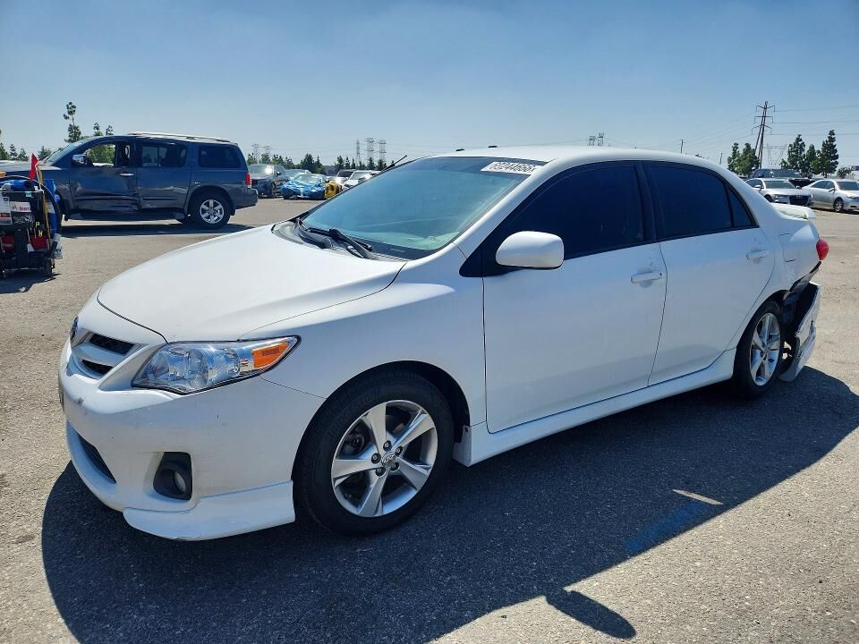 2011 TOYOTA Corolla