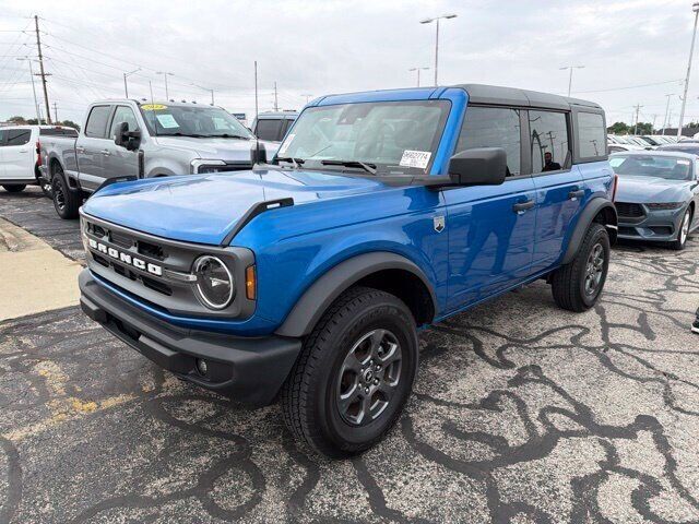 2024 FORD Bronco