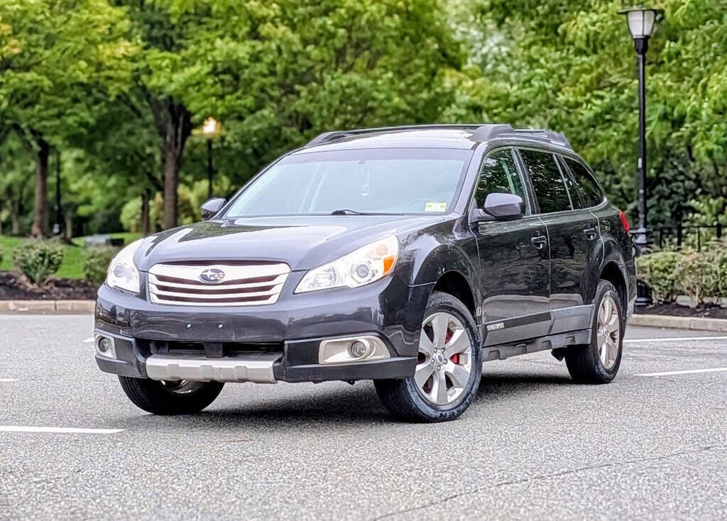 2012 SUBARU Outback