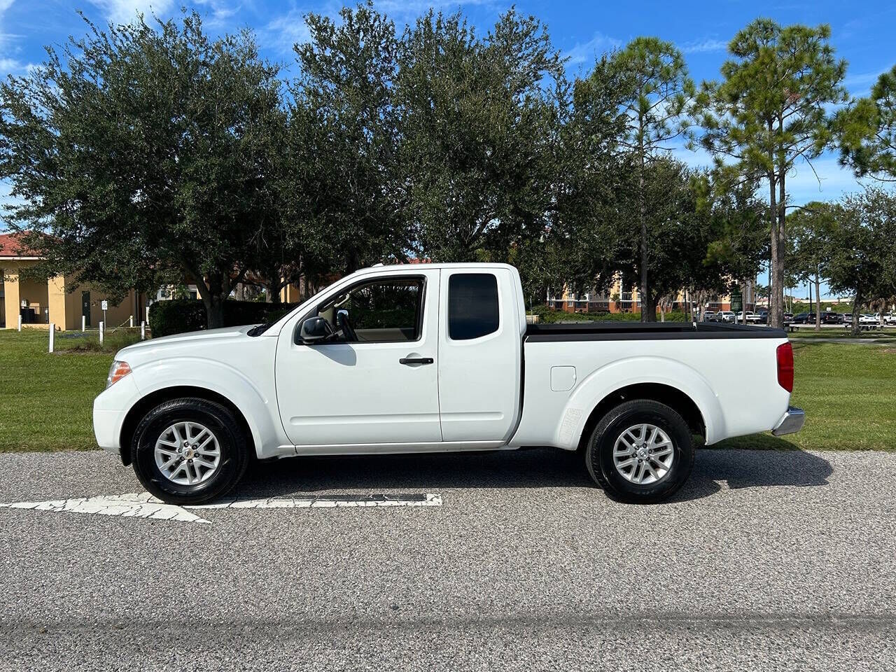 2014 NISSAN Frontier