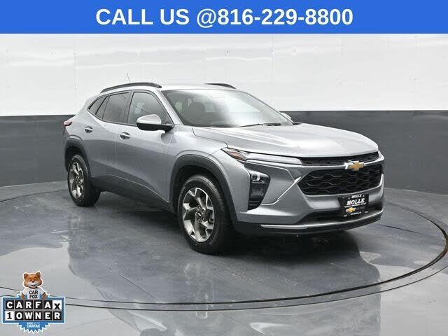 2025 CHEVROLET Trax
