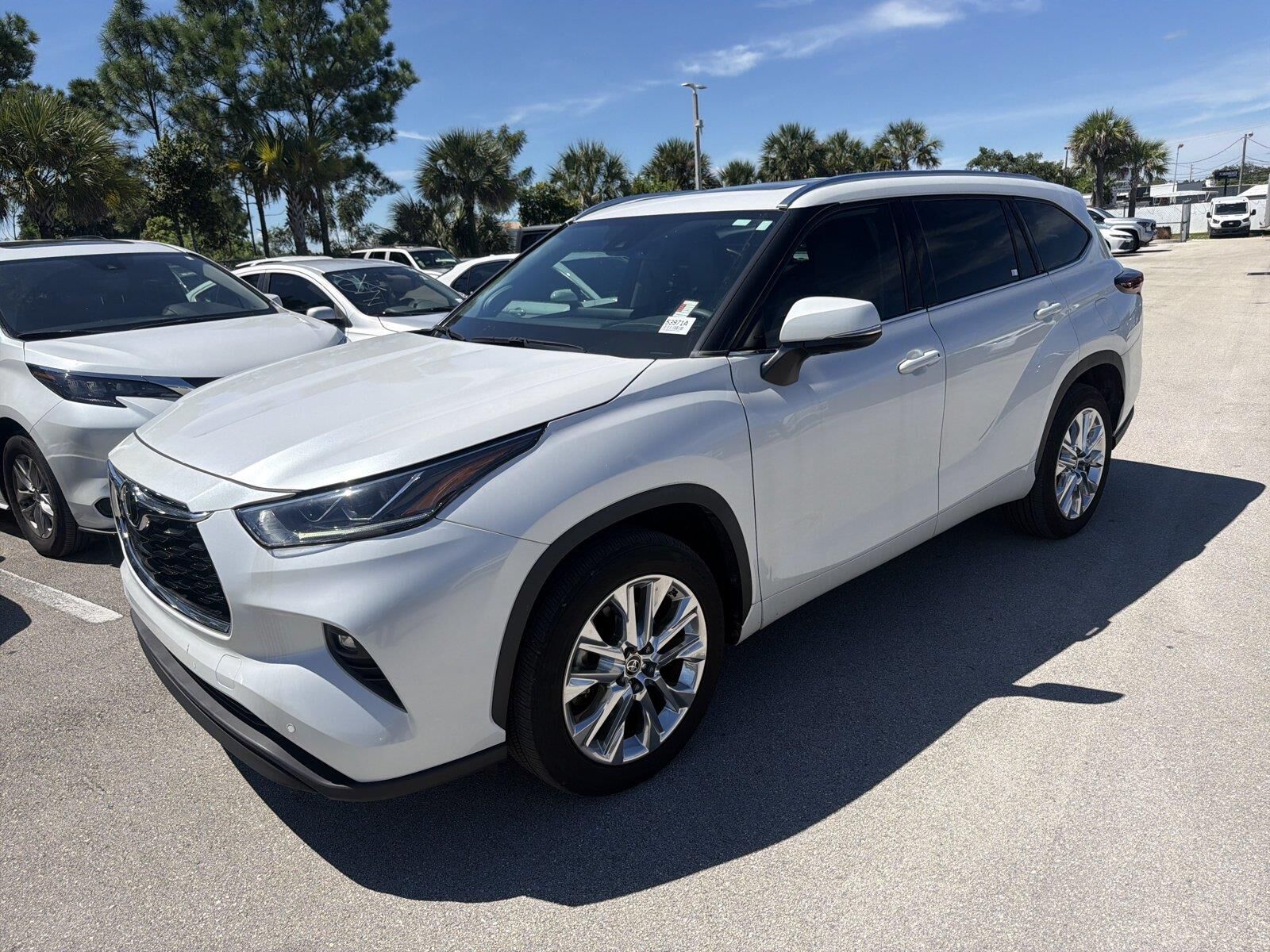 2024 TOYOTA Highlander