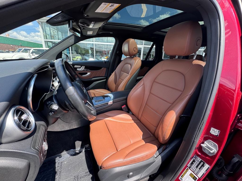 2021 Mercedes-Benz GLC-Class