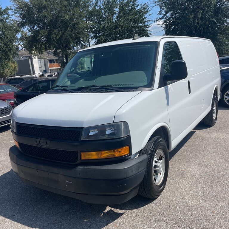 2018 CHEVROLET Express
