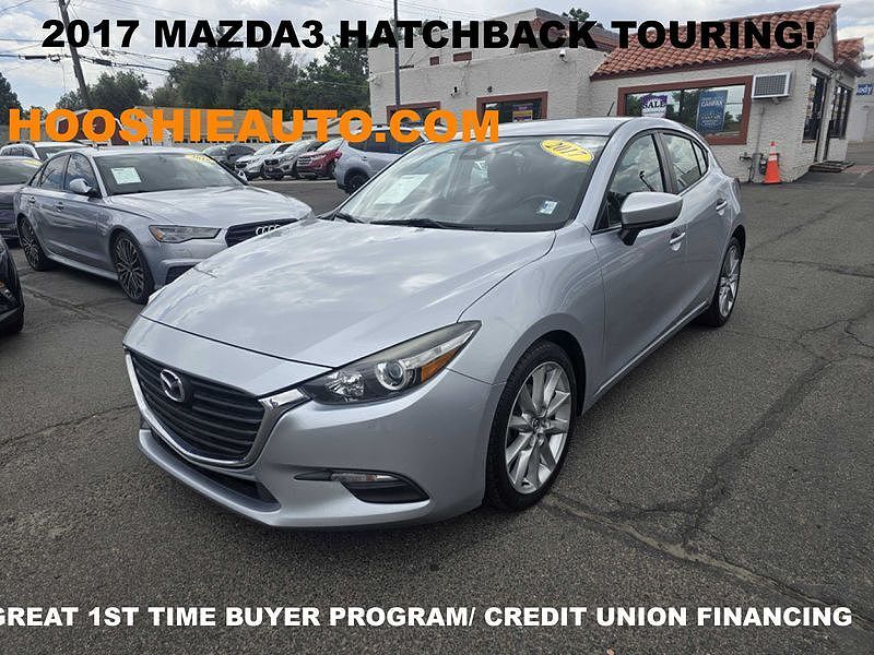 2017 MAZDA Mazda3