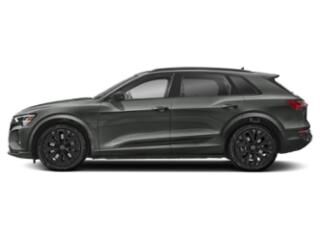 2024 AUDI Q8