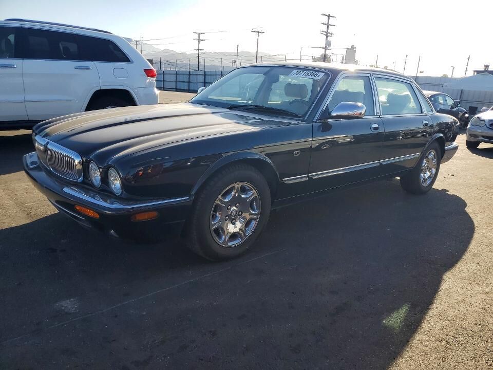 2001 JAGUAR Vanden Plas
